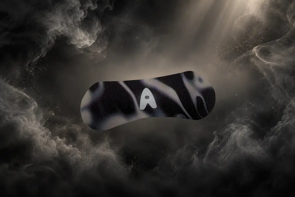 AURA Ash Smoke — plaster unoszący się w dymnej aurze